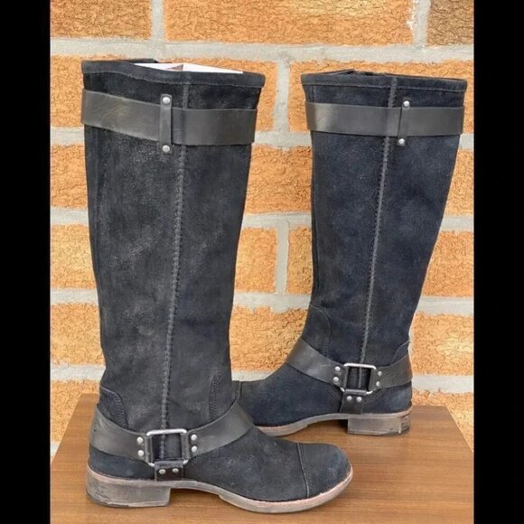UGG WOMEN DREE BLACK LEATHER BOOTS Sz 7 - Picture 10 of 11